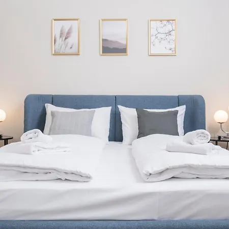 Luxury Suites Liechtenstein Wiedeń Zewnętrze zdjęcie